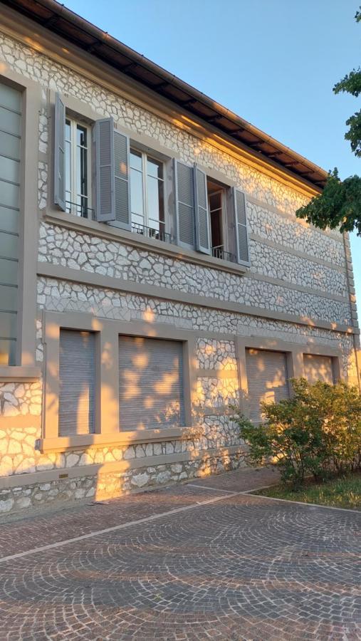 La Casa Del Mago Camere E Appartamenti Pissignano Exterior photo